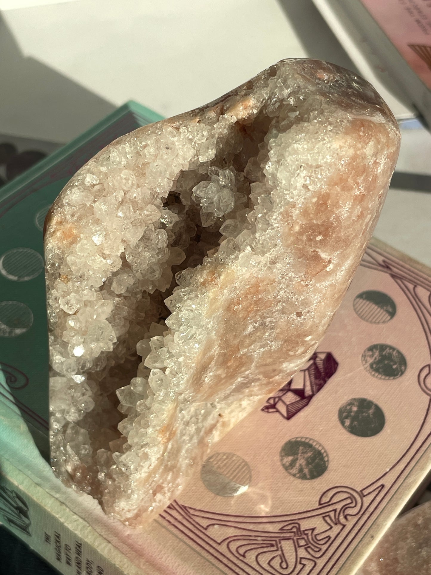 Seller's Choice - Druzy Cavern PA Free Form